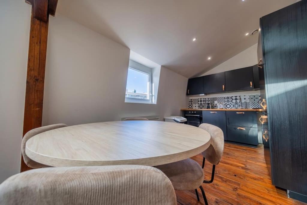 Le Joyau Apartment Реймс Екстериор снимка